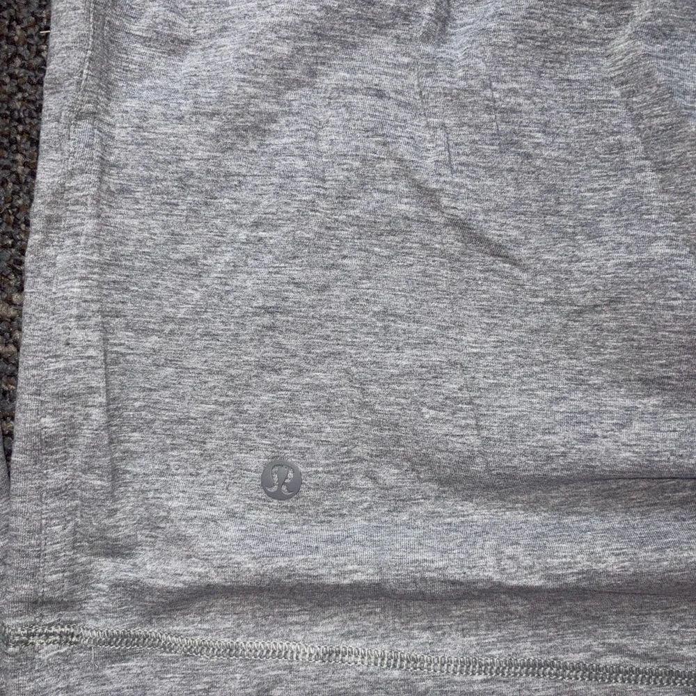 Lululemon Athletica Light Gray Long Sleeve Top
